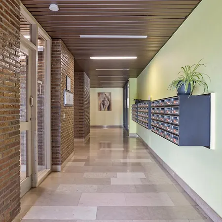 아파트 Poseidon 173c *